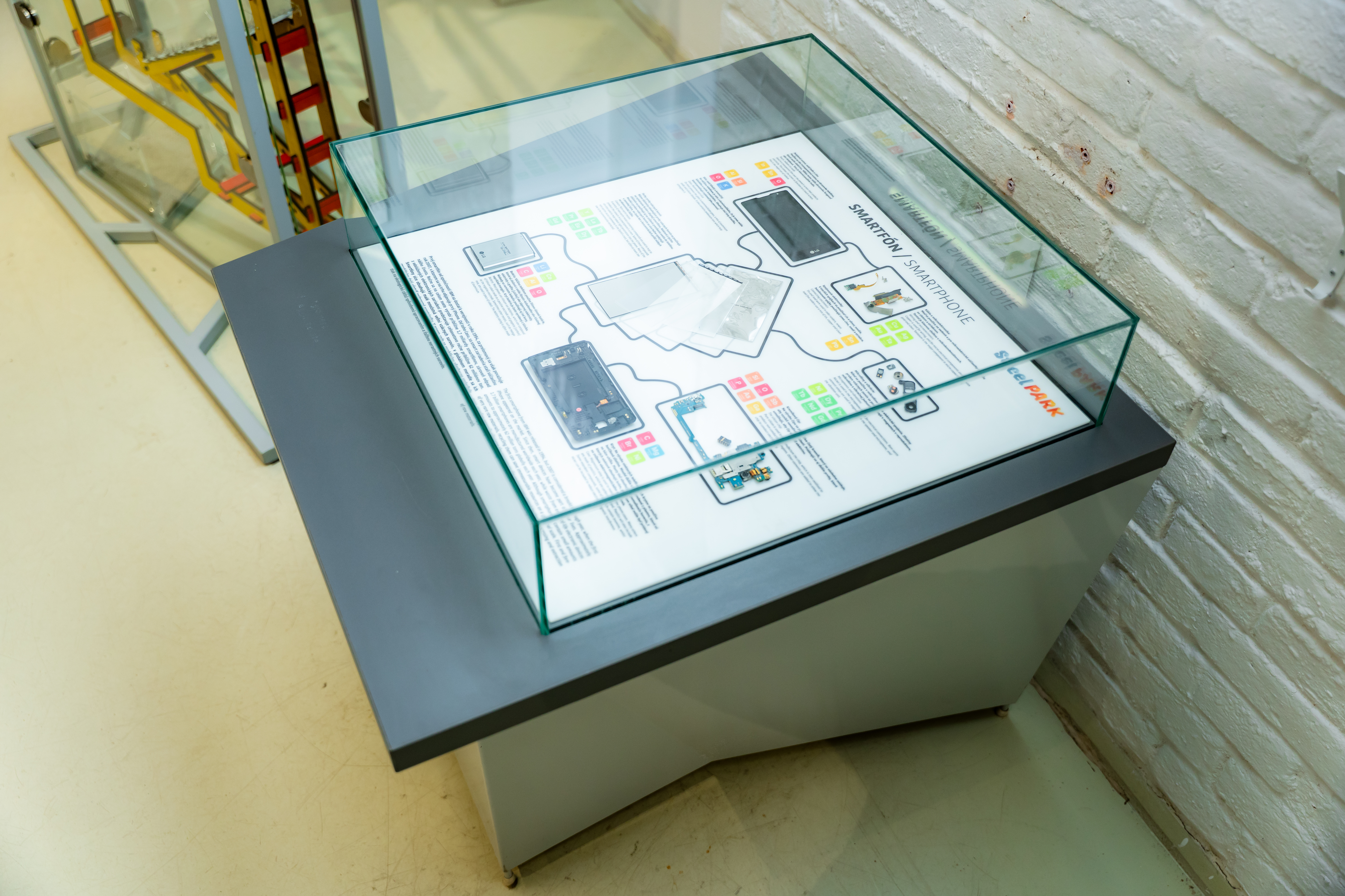Otvorenie obnovy expozicie v Steelparku -30